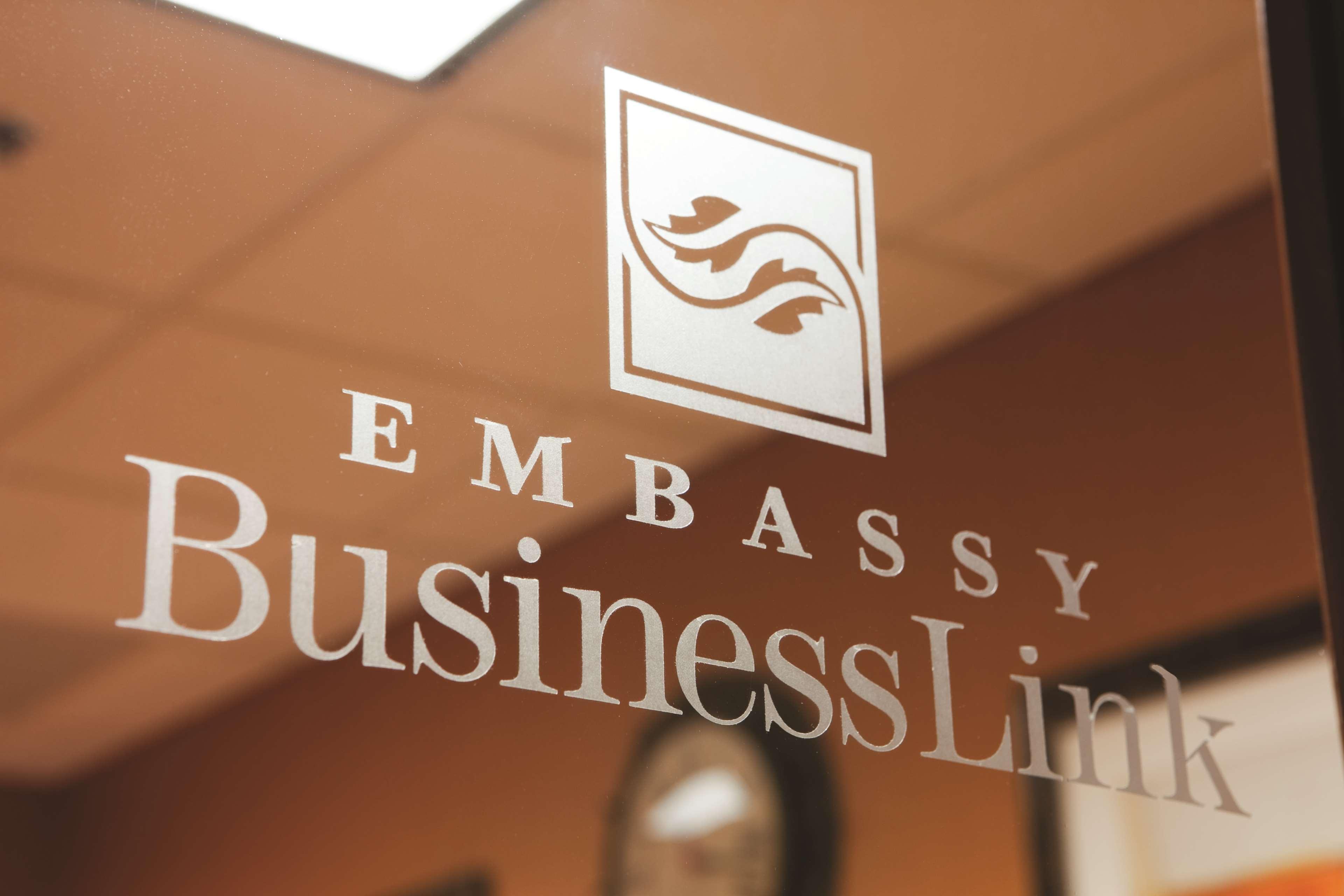 Embassy Suites East Peoria Hotel And Riverfront Conference Center Exteriér fotografie