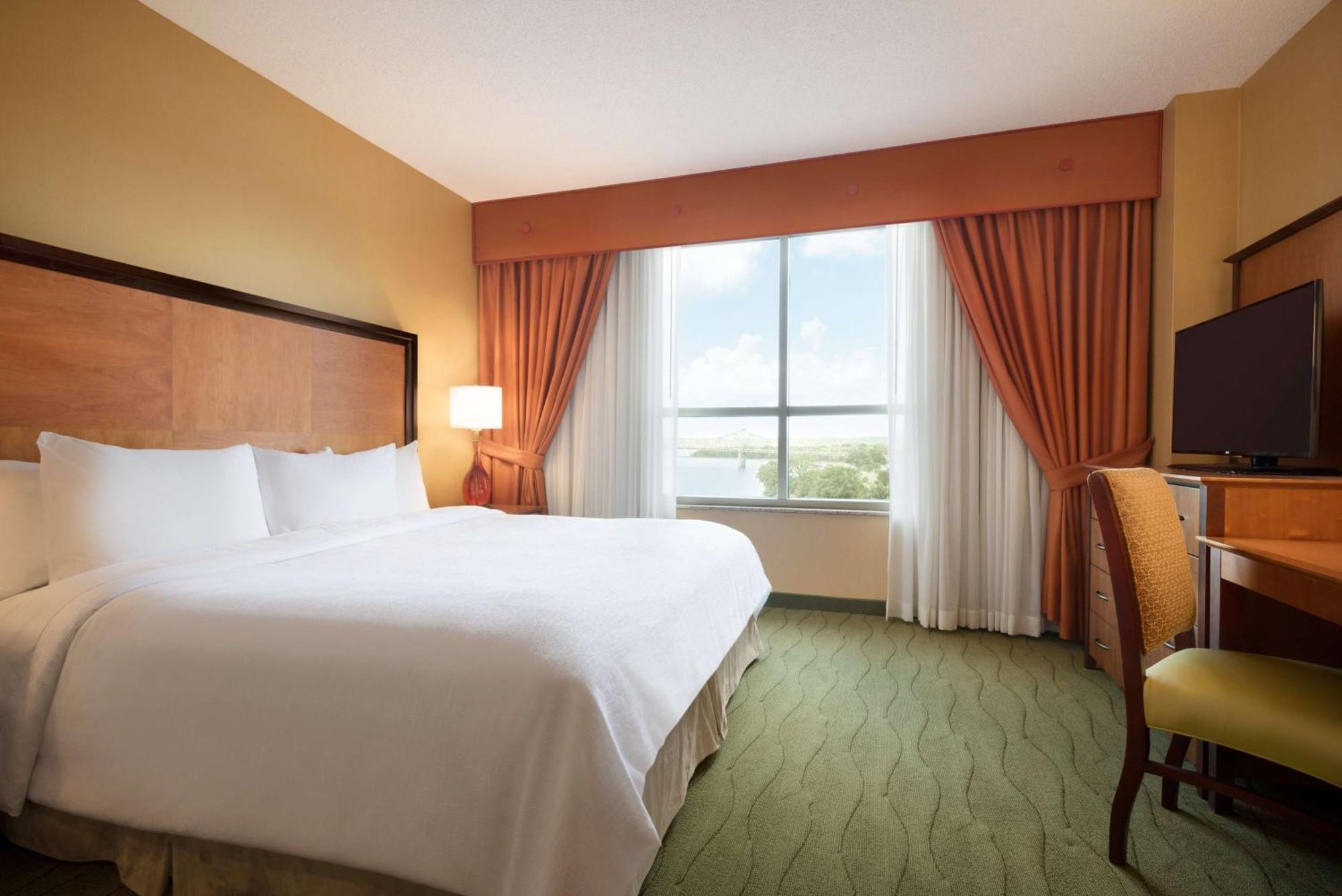 Embassy Suites East Peoria Hotel And Riverfront Conference Center Exteriér fotografie